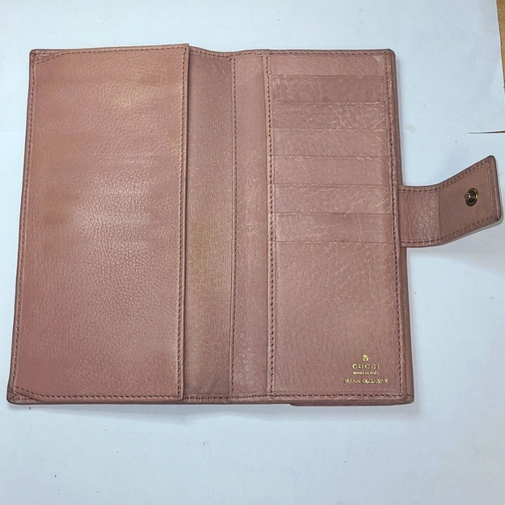 Authentic Gucci Leather Wallet - Picture 4 of 12